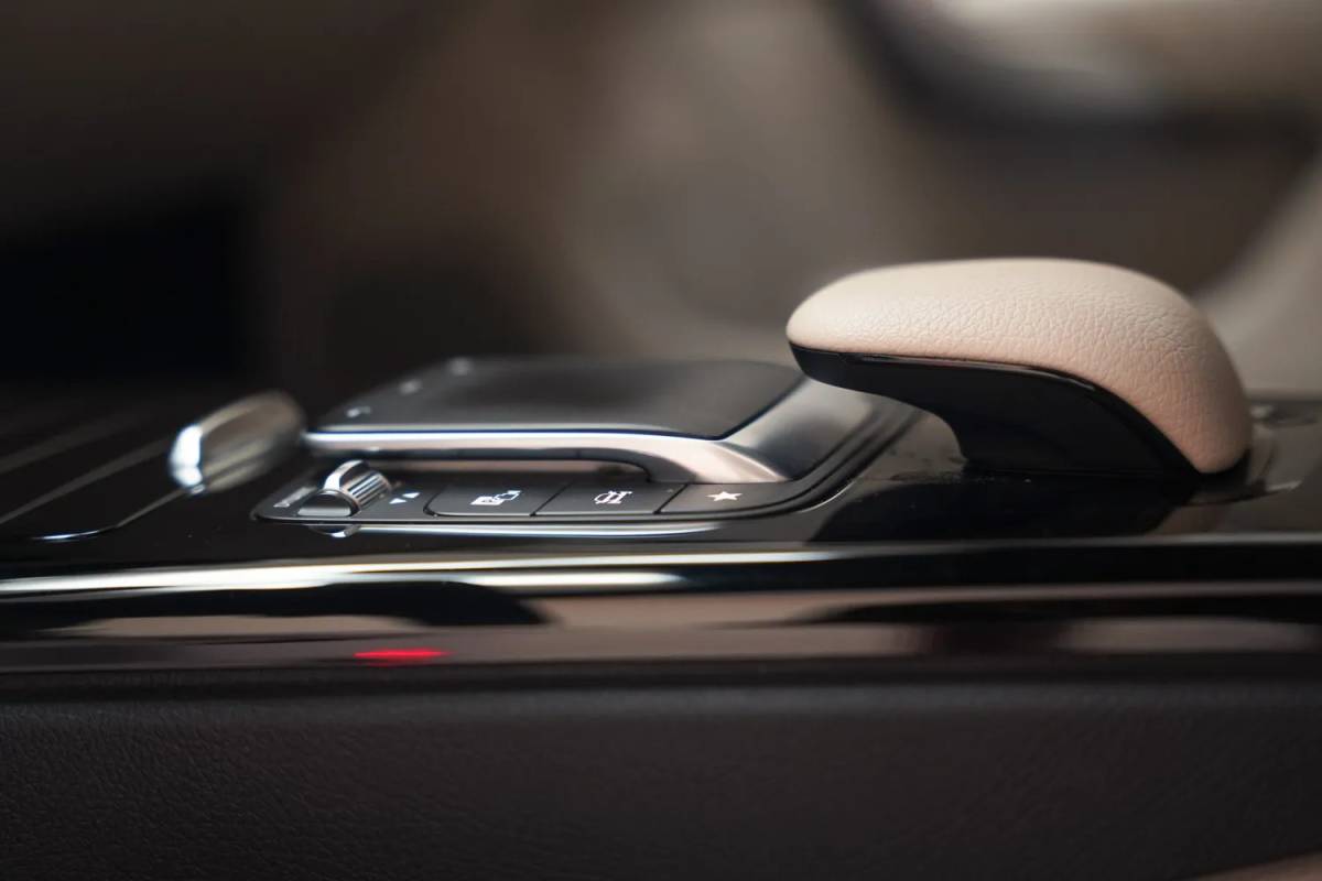Mercedes-Benz CLA Mercedes-Benz CLA-Klasse 250e Business Solution Luxury Aut. [ Panoramadak Sfeerverlichting Camera Leder Widescreen ]