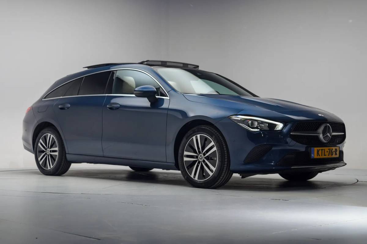 Mercedes-Benz CLA Mercedes-Benz CLA-Klasse 250e Business Solution Luxury Aut. [ Panoramadak Sfeerverlichting Camera Leder Widescreen ]