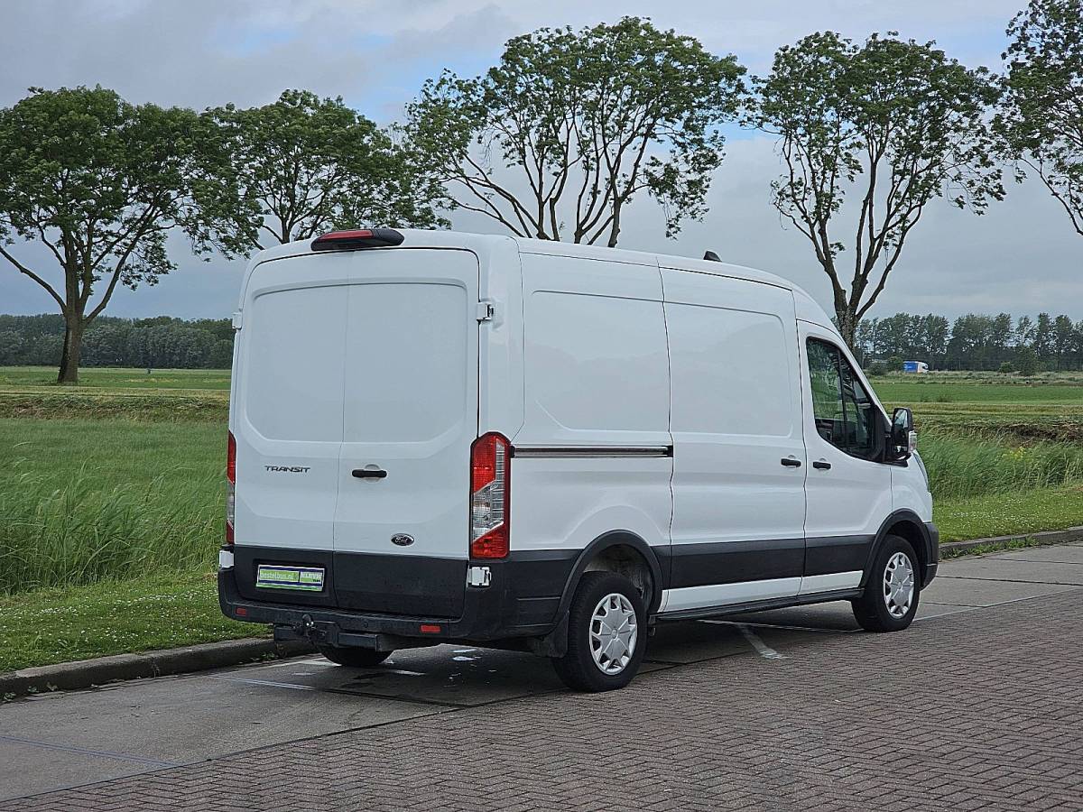 Ford Transit FORD TRANSIT 2.0 l2h2 automaat euro6!