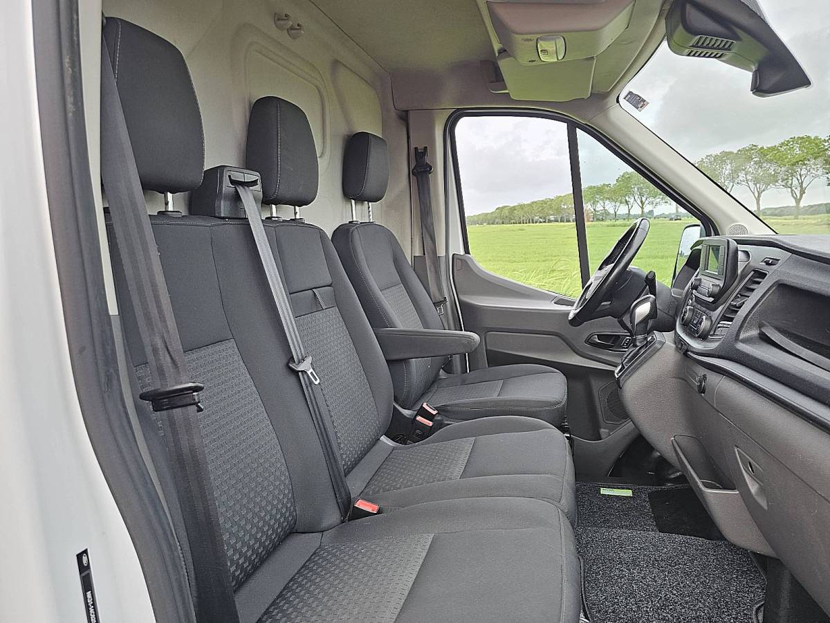 Ford Transit FORD TRANSIT 2.0 l2h2 automaat euro6!