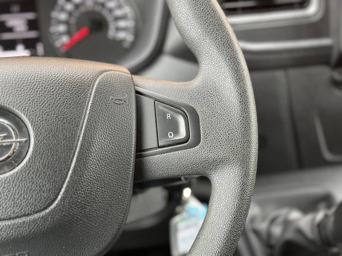 Opel Movano Opel Movano 2.3 CDTI BiTurbo L2H2 DC Start/Stop | Cruise Control | Achteruitrijcamera | Dodehoeksensor | Bluetooth | Airconditioning |