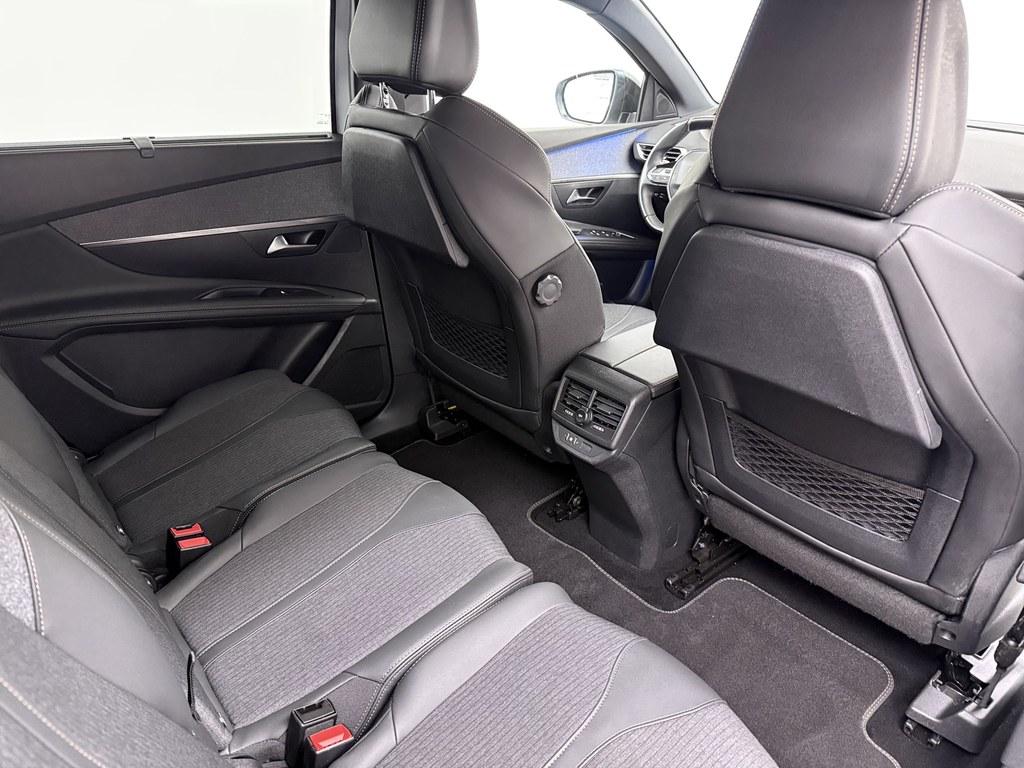 Peugeot 5008 Peugeot 5008 1.2T 130pk Aut.7P GT-Line Avantage Camera/H.Leder/ Nav/Ecc/Led/Vc/Dab/19inch