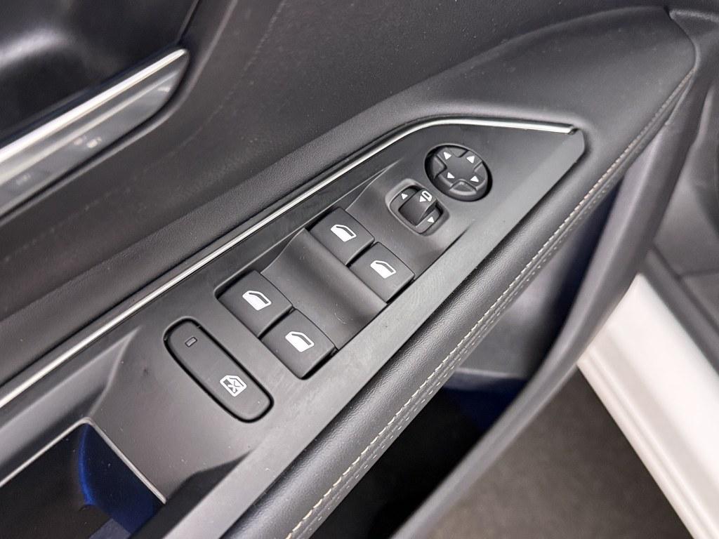 Peugeot 5008 Peugeot 5008 1.2T 130pk Aut.7P GT-Line Avantage Camera/H.Leder/ Nav/Ecc/Led/Vc/Dab/19inch