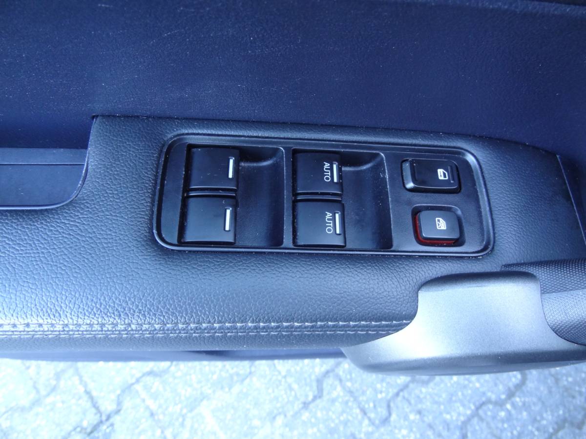 Honda CR-V Honda CR-V 2.0i Elegance | 4X4 | AUTOMAAT | CRUISE | LMV | ZEER NETTE AUTO