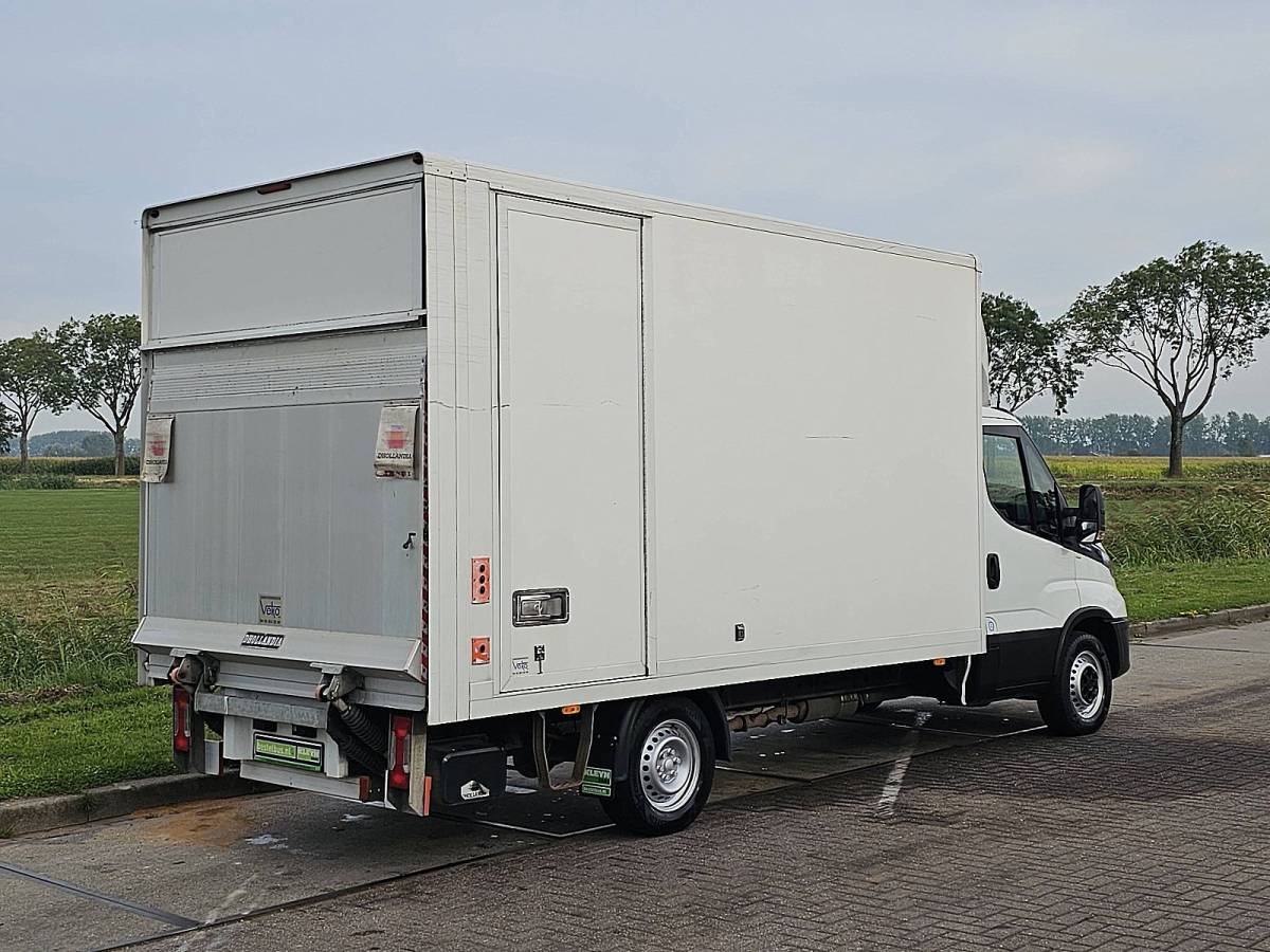 Iveco Daily IVECO DAILY 35S14       bakwagen laadklep!