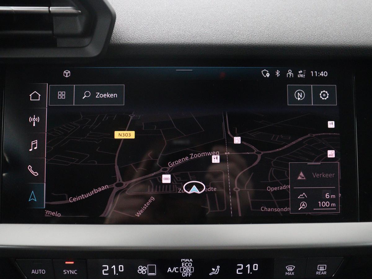 Audi A3 Audi A3 Limousine 30 TFSI S edition | Leder | Cruise control | Stoelverwarming | Drive select | Navigatie | Bluetooth | Carplay | Climate control | Virtueel dashboard | Full LED
