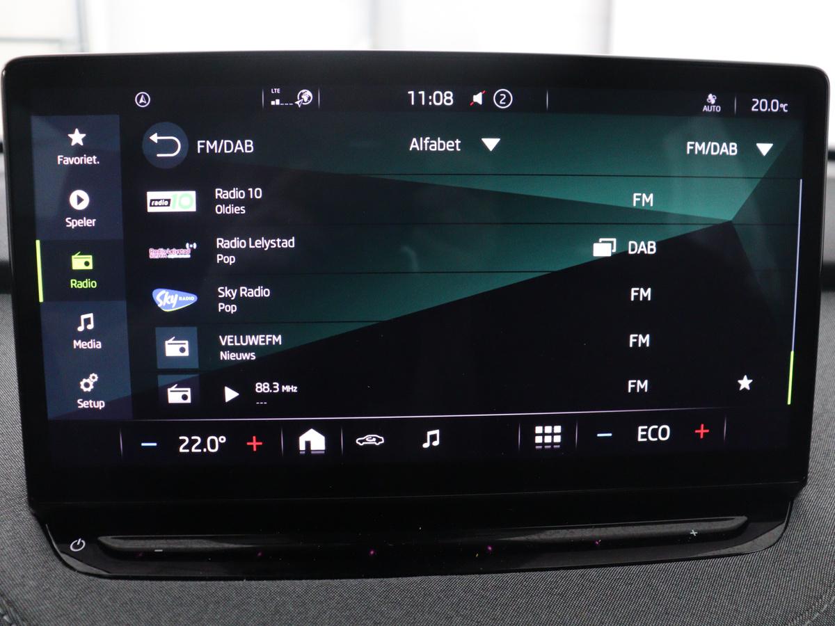 Škoda Enyaq iV Skoda Enyaq iV 60 | SOH 94,1% | Half leder | Navigatie | Carplay | Sfeerverlichting | Climate control | Camera | Park assist
