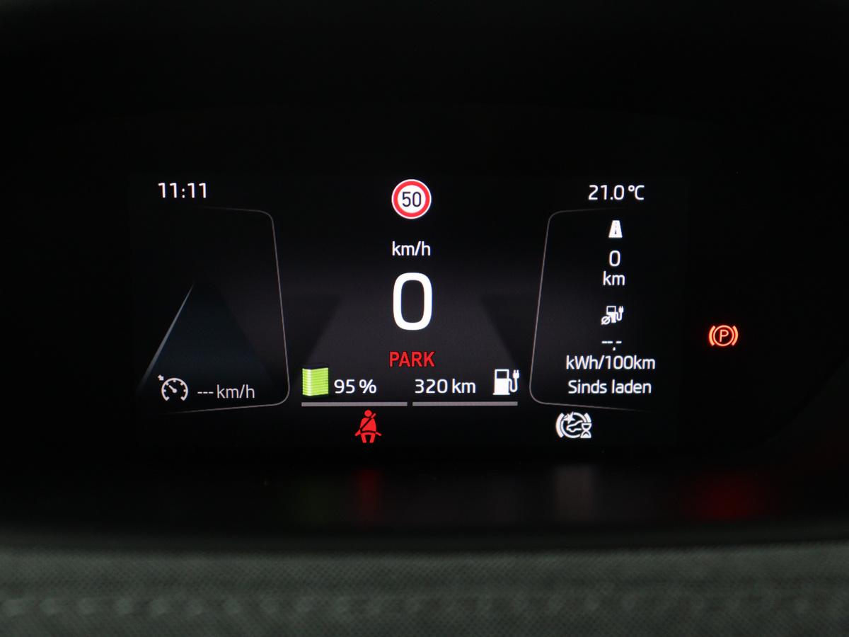 Škoda Enyaq iV Skoda Enyaq iV 60 | SOH 94,1% | Half leder | Navigatie | Carplay | Sfeerverlichting | Climate control | Camera | Park assist