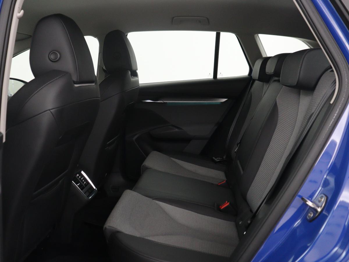 Škoda Enyaq iV Skoda Enyaq iV 60 | SOH 94,1% | Half leder | Navigatie | Carplay | Sfeerverlichting | Climate control | Camera | Park assist