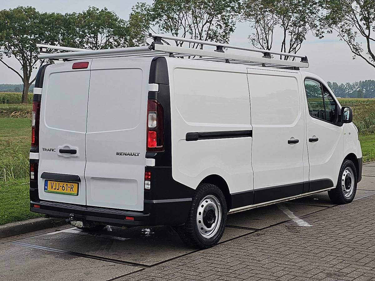 Renault Trafic RENAULT TRAFIC 2.0 DCI l2 2xzijdeur navi ac