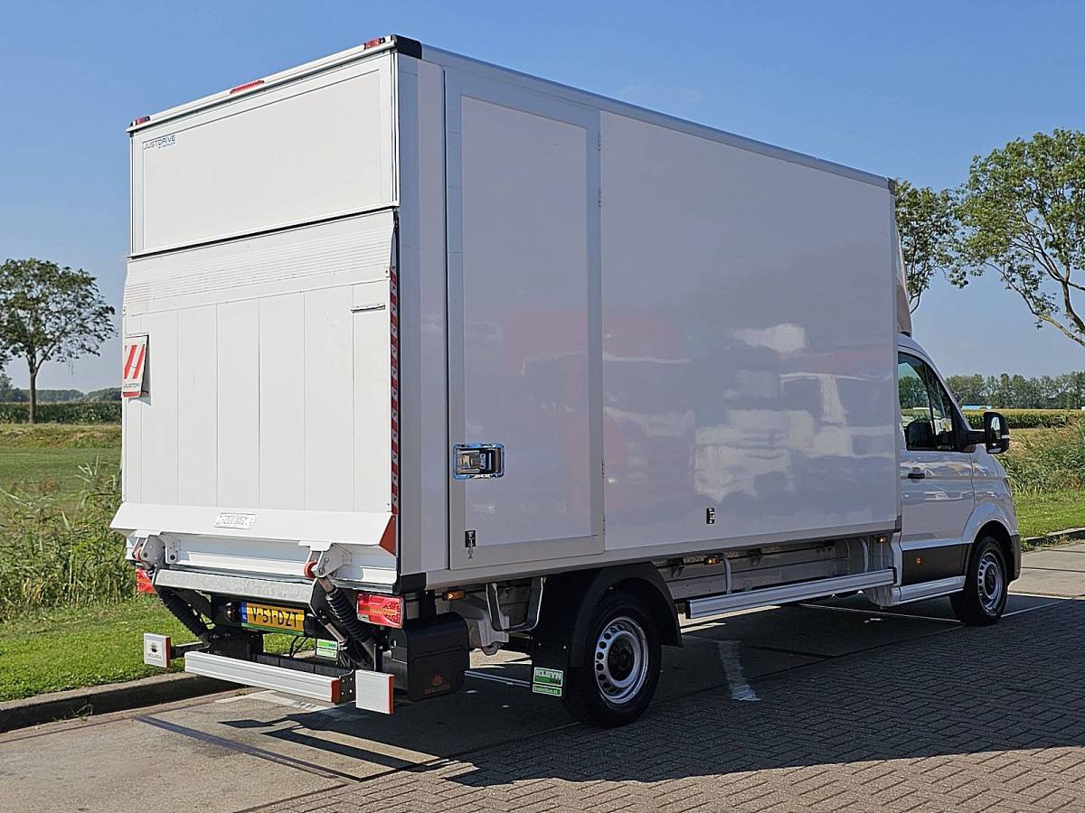 Volkswagen Crafter VOLKSWAGEN CRAFTER 2.0 bakwagen laadklep!
