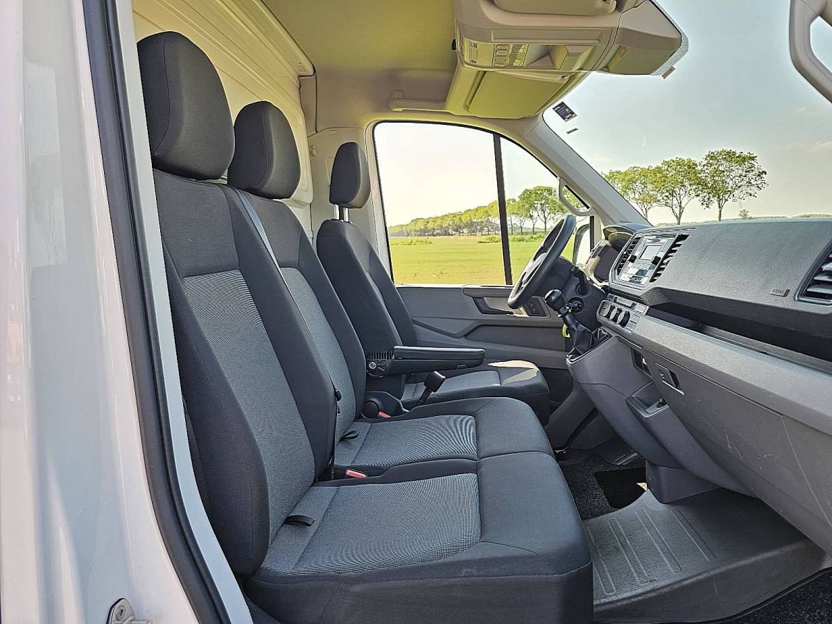 Volkswagen Crafter VOLKSWAGEN CRAFTER 2.0 bakwagen laadklep!