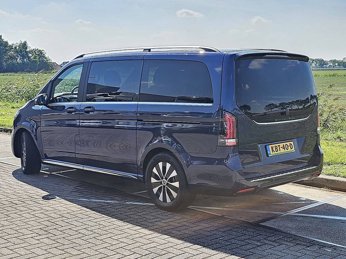 Mercedes-Benz EQV MERCEDES-BENZ EQV 300 wltp 364 kms 90kwh