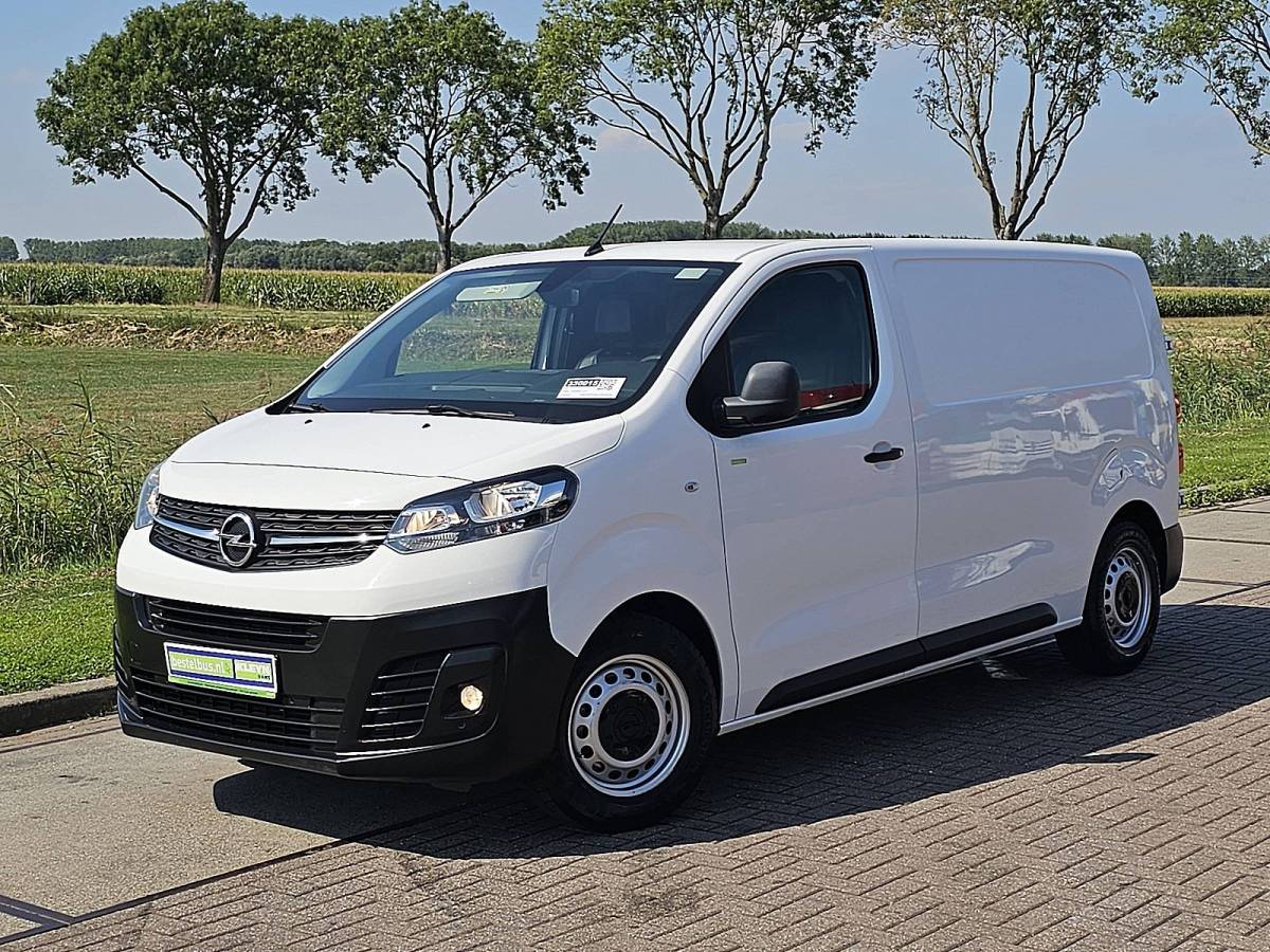 Opel Vivaro OPEL VIVARO 1.5 l2 navi trekhaak ac!
