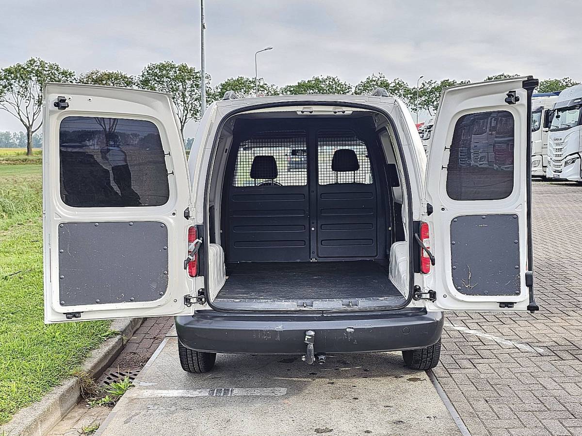 Volkswagen Caddy VOLKSWAGEN CADDY 1.6 l1 airco trekhaak!