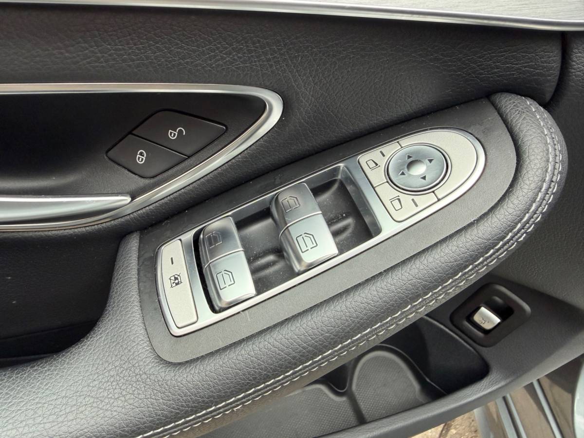 Mercedes-Benz C-Klasse Mercedes-Benz C-klasse 180 AMG Sport Edition PANODAK|LEDER|ORG NL