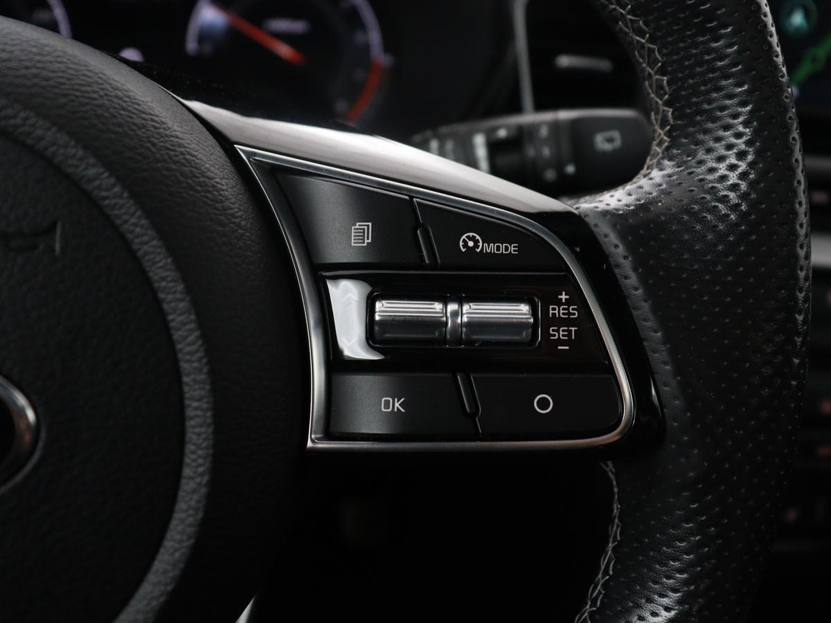 Kia ProCeed Kia ProCeed 1.0 T-GDI GT-Line | Panoramadak | Leder/alcantara | Cruise control | Stuur/stoelverwarming | Climate control | Carplay | Camera | Park assist | Trekhaak