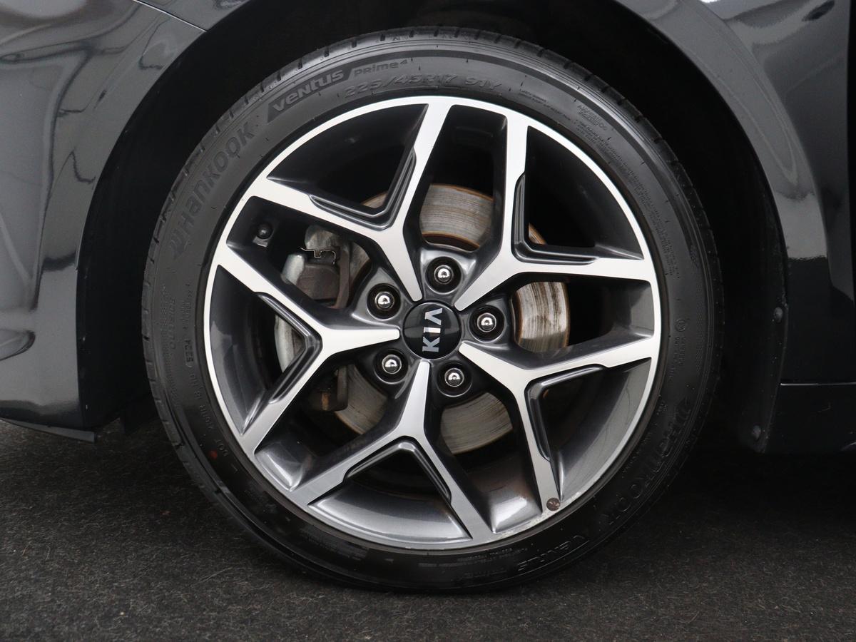 Kia ProCeed Kia ProCeed 1.0 T-GDI GT-Line | Panoramadak | Leder/alcantara | Cruise control | Stuur/stoelverwarming | Climate control | Carplay | Camera | Park assist | Trekhaak