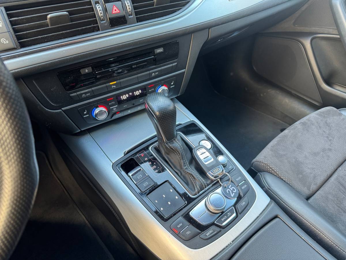 Audi A6 Audi A6 Avant 3.0 TDI quattro S-LINE *EXPORT E.U.*