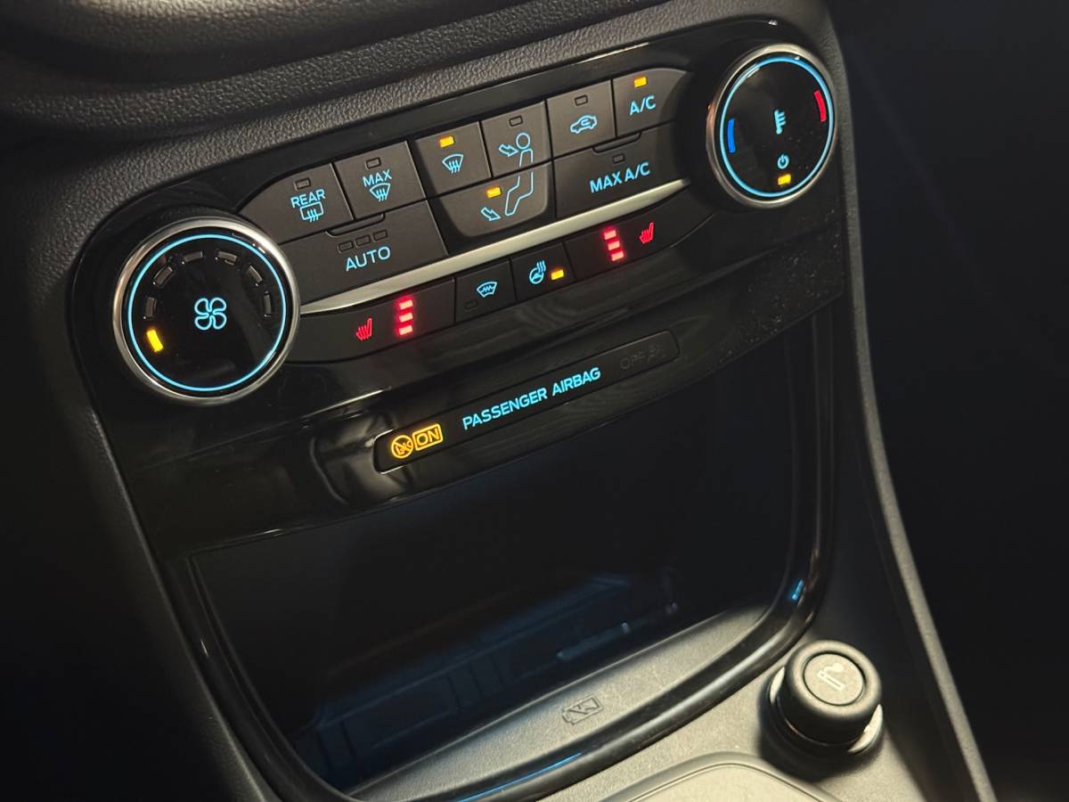 Ford Puma Ford PUMA 1.0 EcoBoost Hybrid ST-Line | Stuur/Stoelverwarming | Camera | Carplay | Led