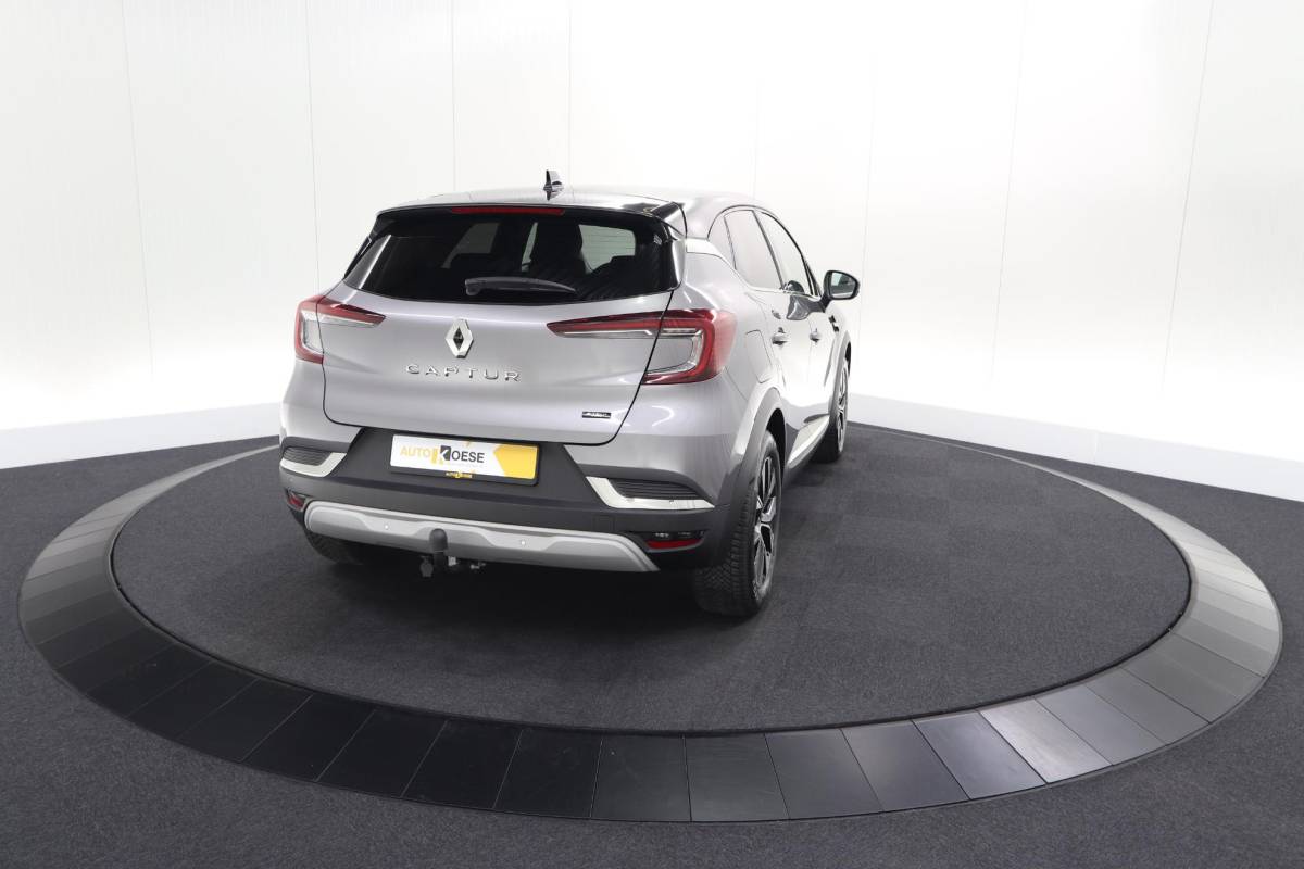 Renault Captur Renault Captur 1.6 E-Tech full hybrid 145 techno | Trekhaak | Pack Full Screen | Camera | Parkeersensoren | Apple Carplay