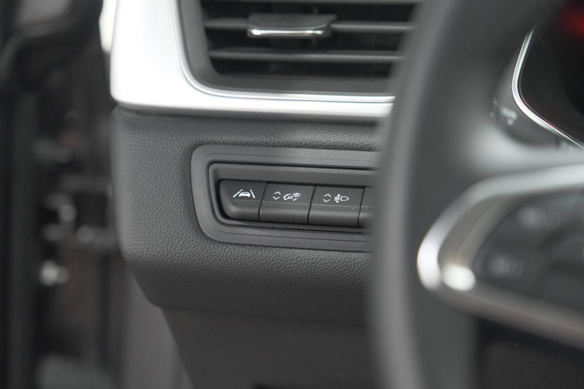 Renault Captur Renault Captur 1.6 E-Tech full hybrid 145 techno | Trekhaak | Pack Full Screen | Camera | Parkeersensoren | Apple Carplay