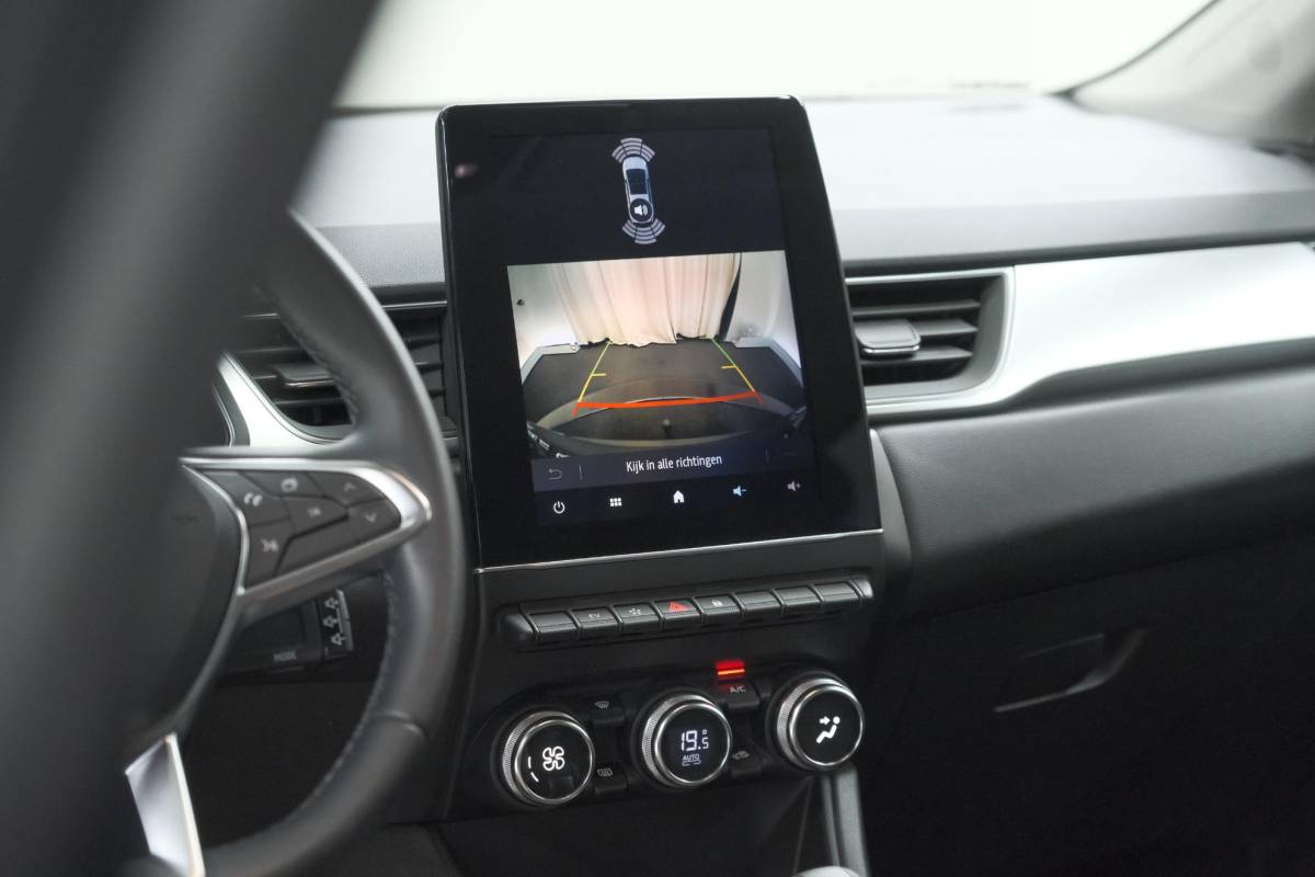 Renault Captur Renault Captur 1.6 E-Tech full hybrid 145 techno | Trekhaak | Pack Full Screen | Camera | Parkeersensoren | Apple Carplay