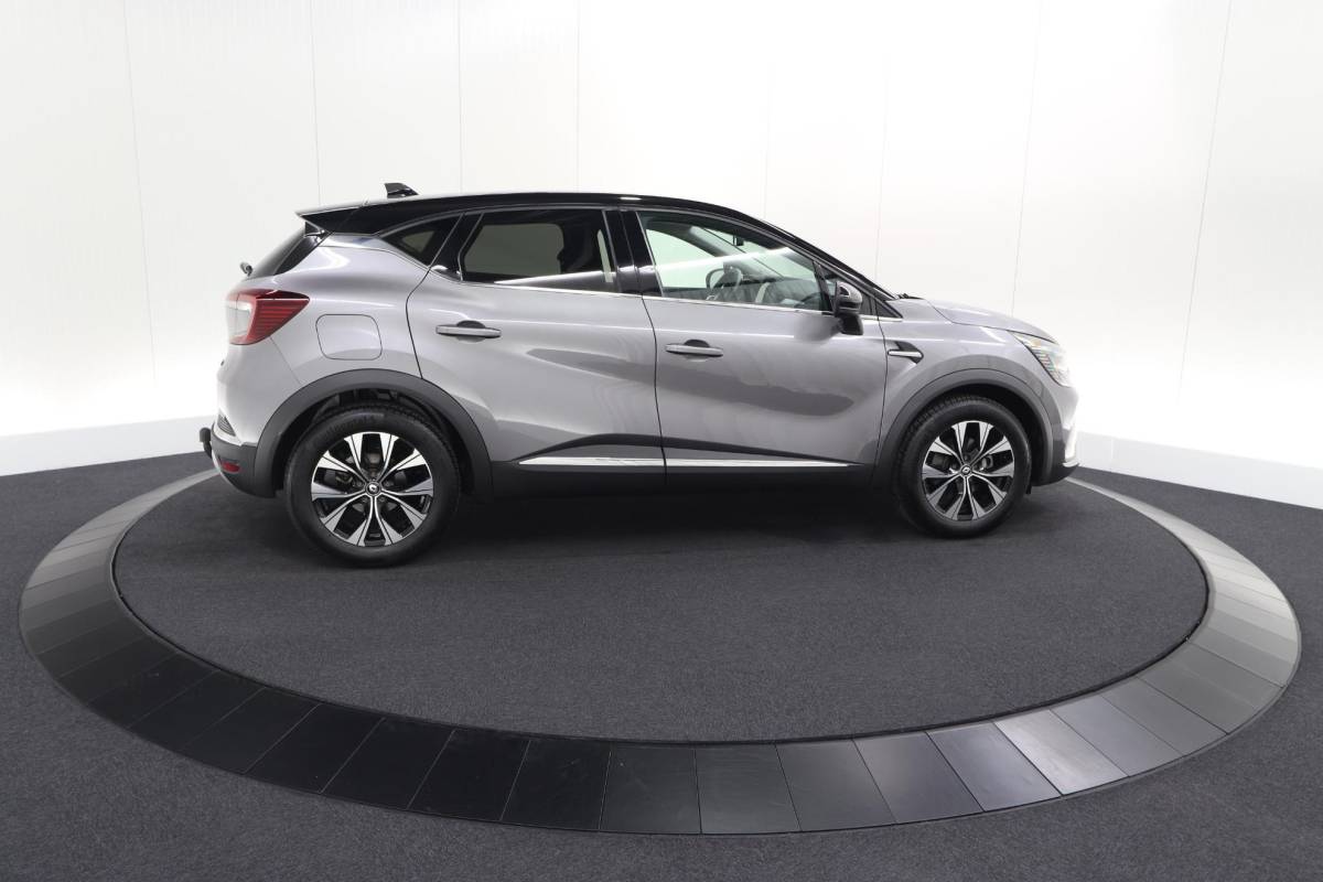 Renault Captur Renault Captur 1.6 E-Tech full hybrid 145 techno | Trekhaak | Pack Full Screen | Camera | Parkeersensoren | Apple Carplay