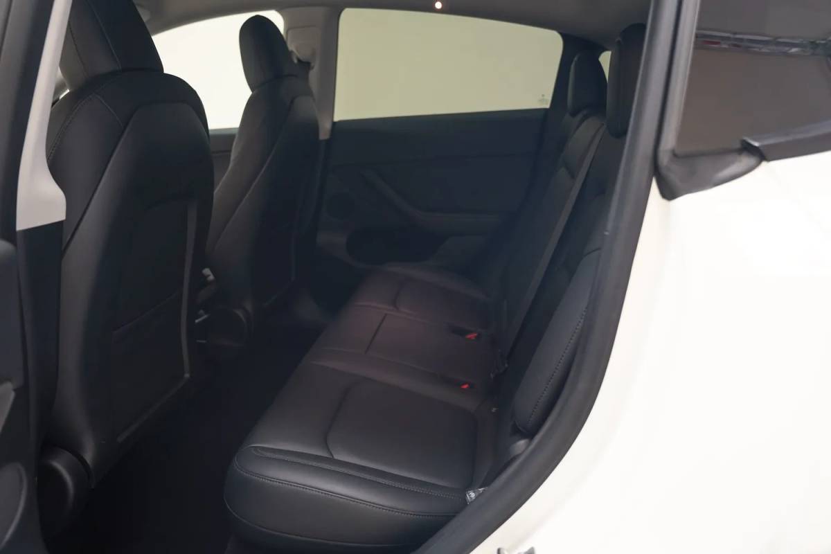 Tesla Model Y Tesla Model Y Long Range Dual Motor AWD [ FSD Pano Leder Stuur-&stoelverwarming ]