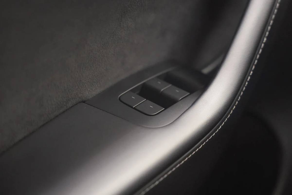 Tesla Model Y Tesla Model Y Long Range Dual Motor AWD [ FSD Pano Leder Stuur-&stoelverwarming ]