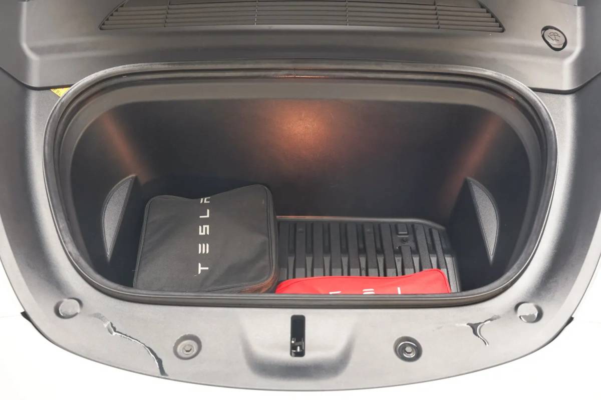 Tesla Model Y Tesla Model Y Long Range Dual Motor AWD [ FSD Pano Leder Stuur-&stoelverwarming ]