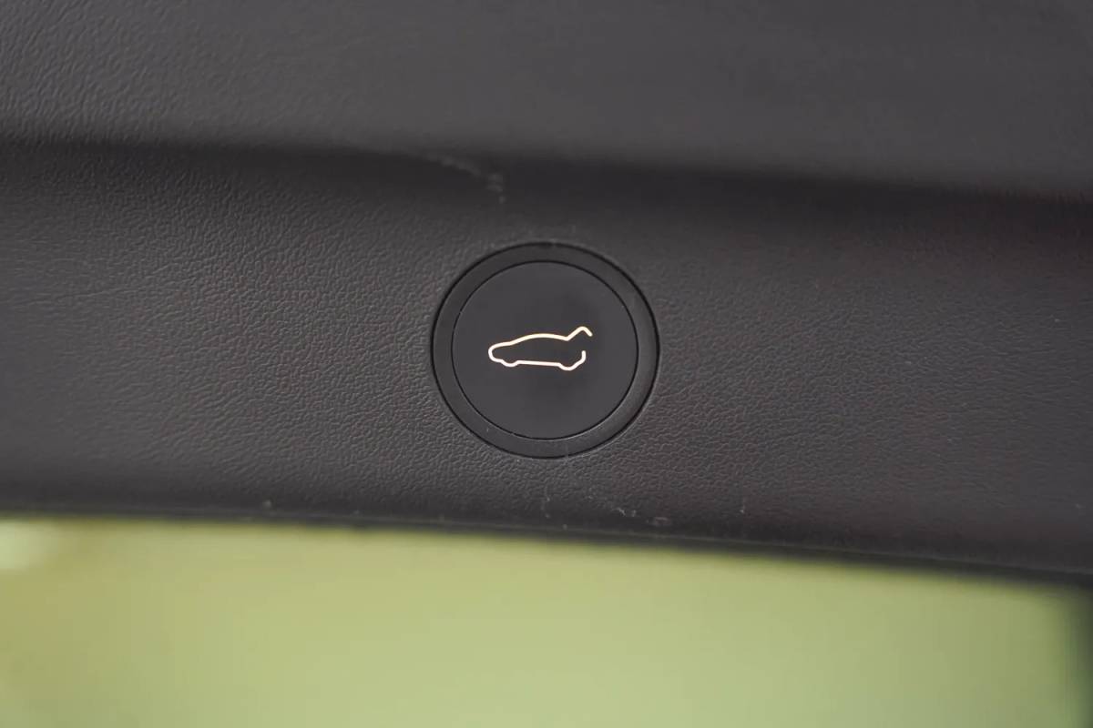 Tesla Model Y Tesla Model Y Long Range Dual Motor AWD [ FSD Pano Leder Stuur-&stoelverwarming ]