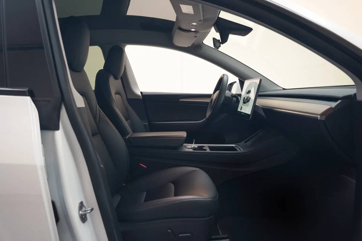 Tesla Model Y Tesla Model Y Long Range Dual Motor AWD [ FSD Pano Leder Stuur-&stoelverwarming ]
