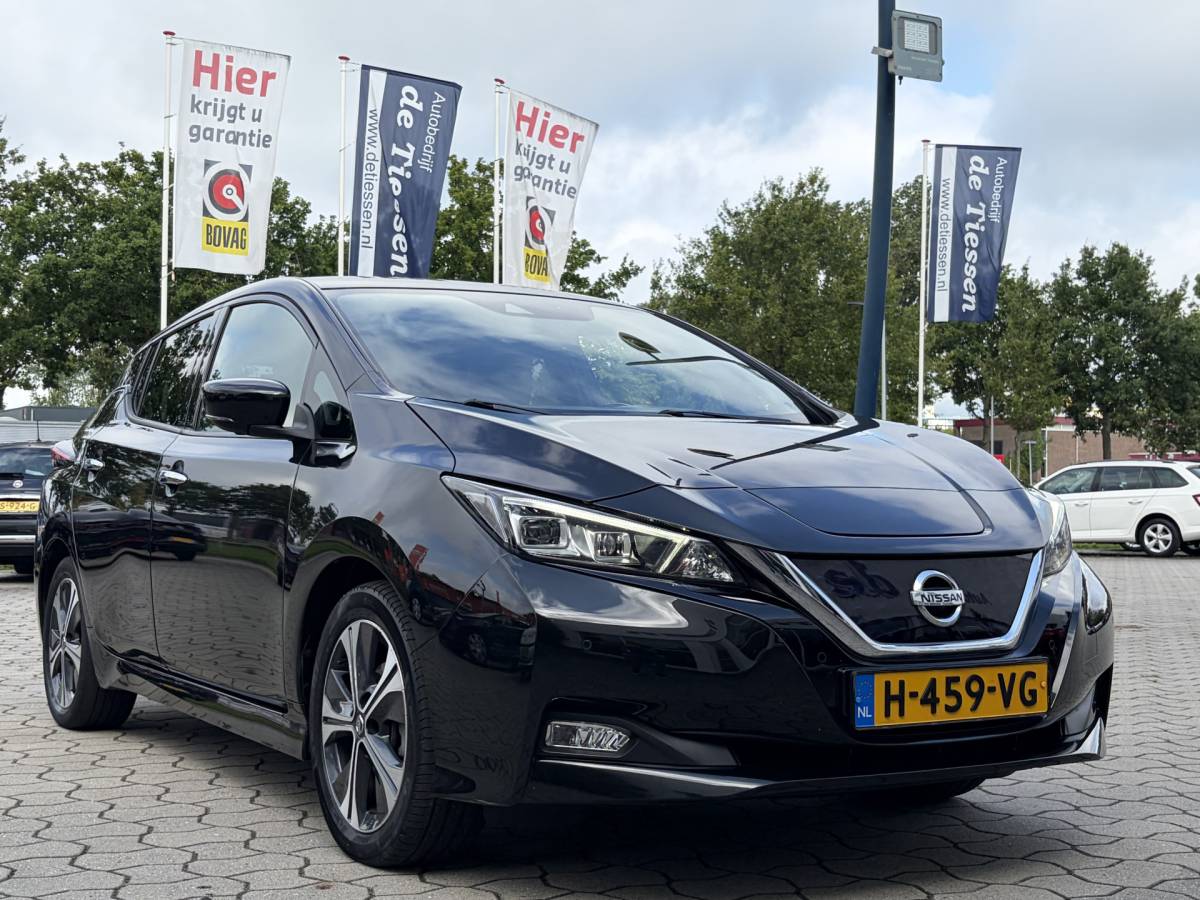 Nissan Leaf Nissan LEAF N-Connecta 40 kWh | SOH 89,6% | 360° Camera | Stoelvrw. | Carplay | Rijklaar met beurt & garantie!