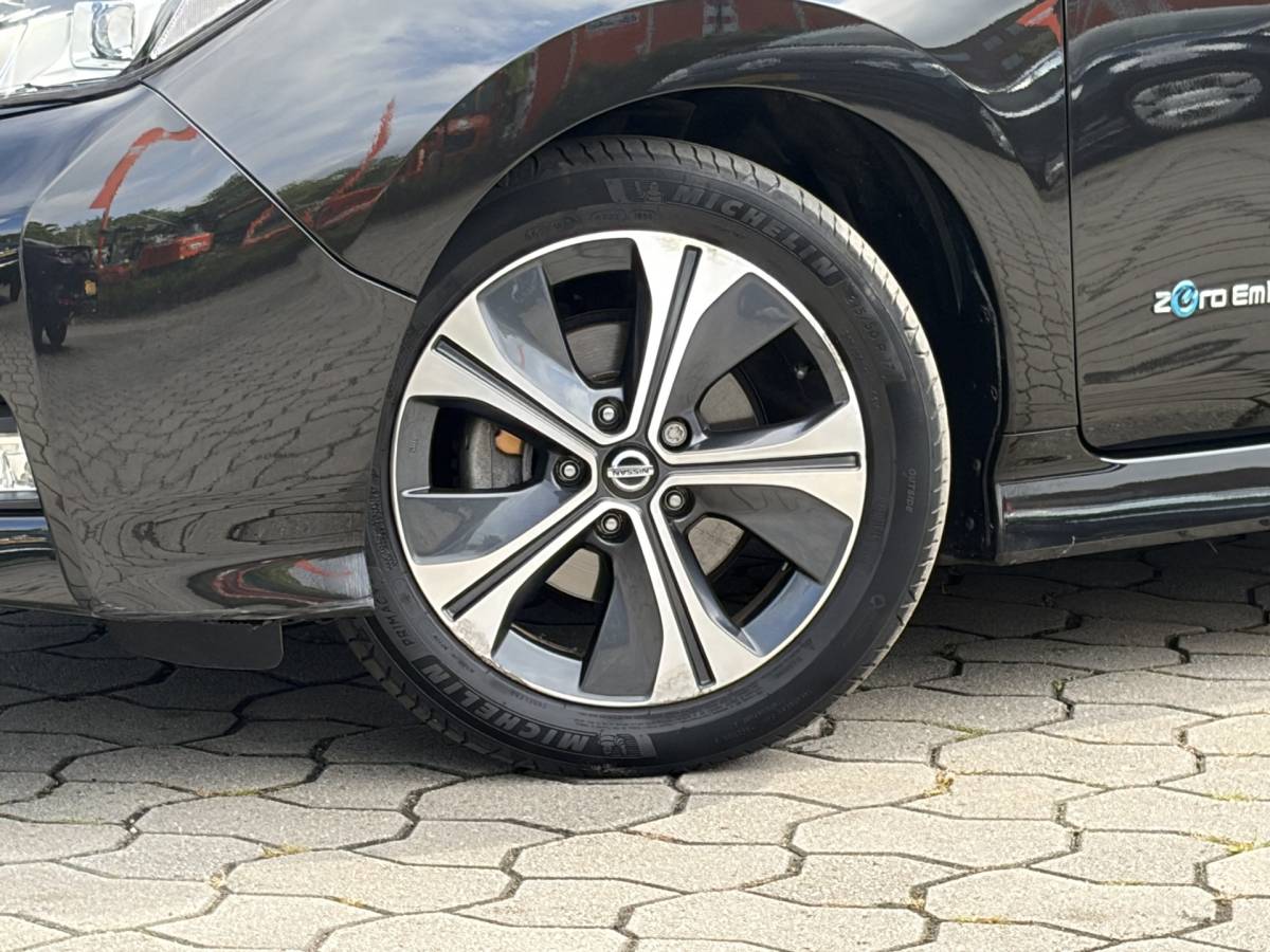 Nissan Leaf Nissan LEAF N-Connecta 40 kWh | SOH 89,6% | 360° Camera | Stoelvrw. | Carplay | Rijklaar met beurt & garantie!
