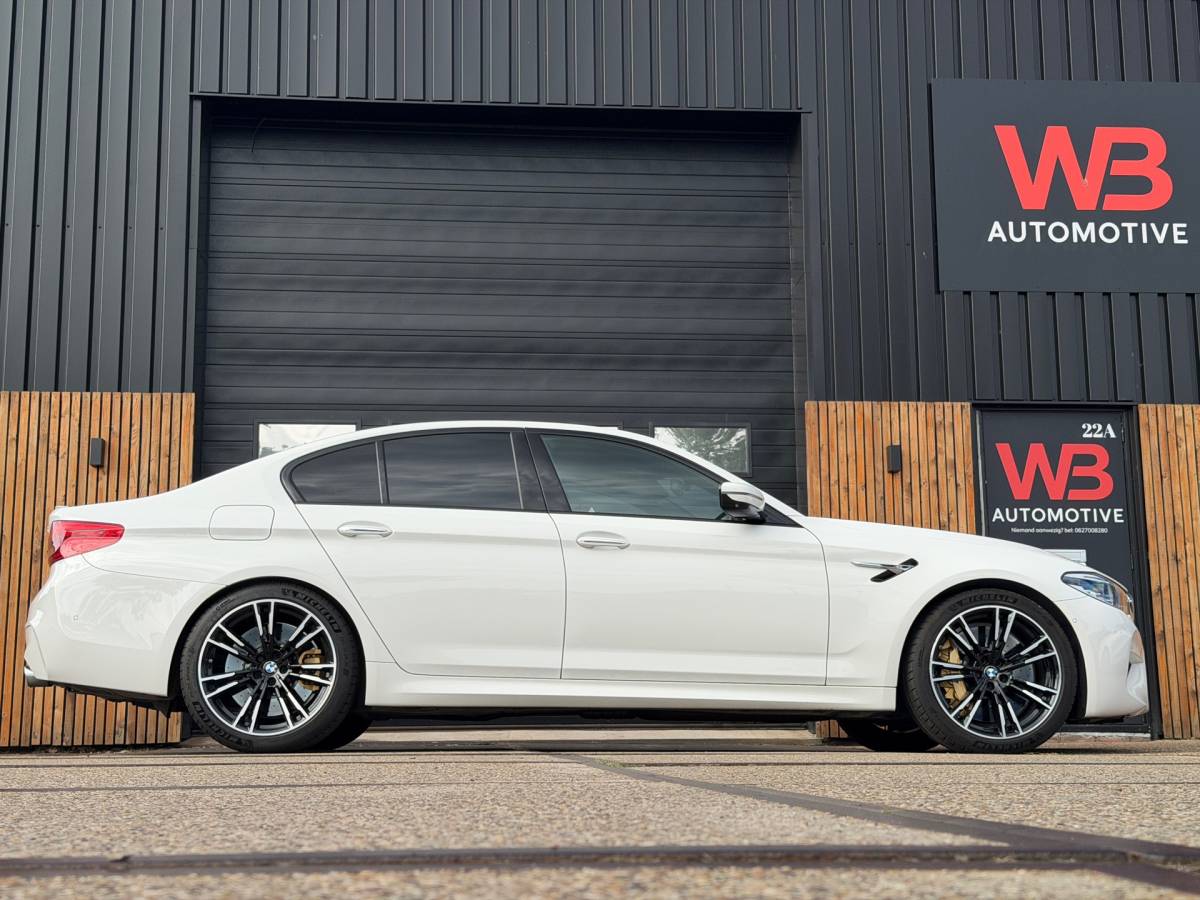 BMW M5 BMW 5-serie M5 Volledig onderhouden en Bomvol opties!
