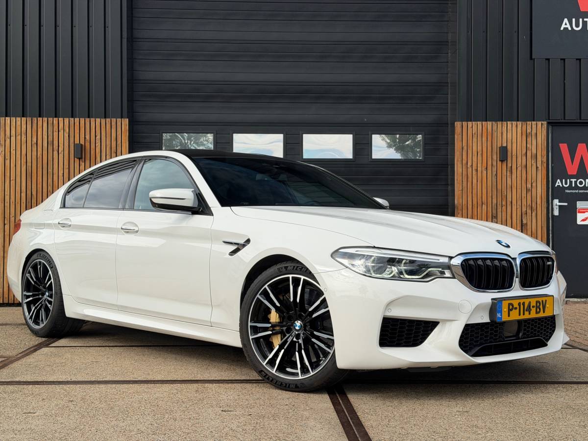BMW M5 BMW 5-serie M5 Volledig onderhouden en Bomvol opties!