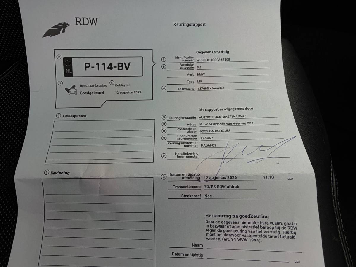 BMW M5 BMW 5-serie M5 Volledig onderhouden en Bomvol opties!