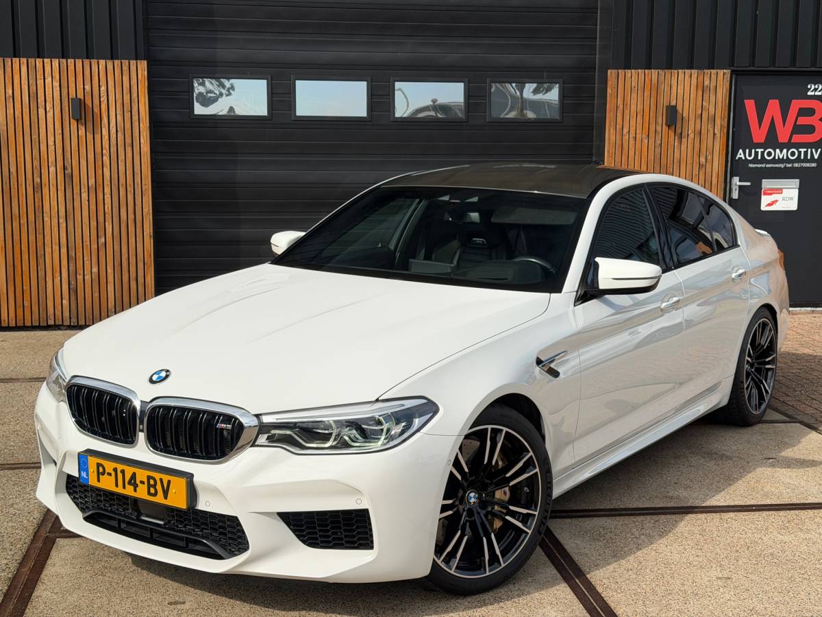 BMW M5 BMW 5-serie M5 Volledig onderhouden en Bomvol opties!
