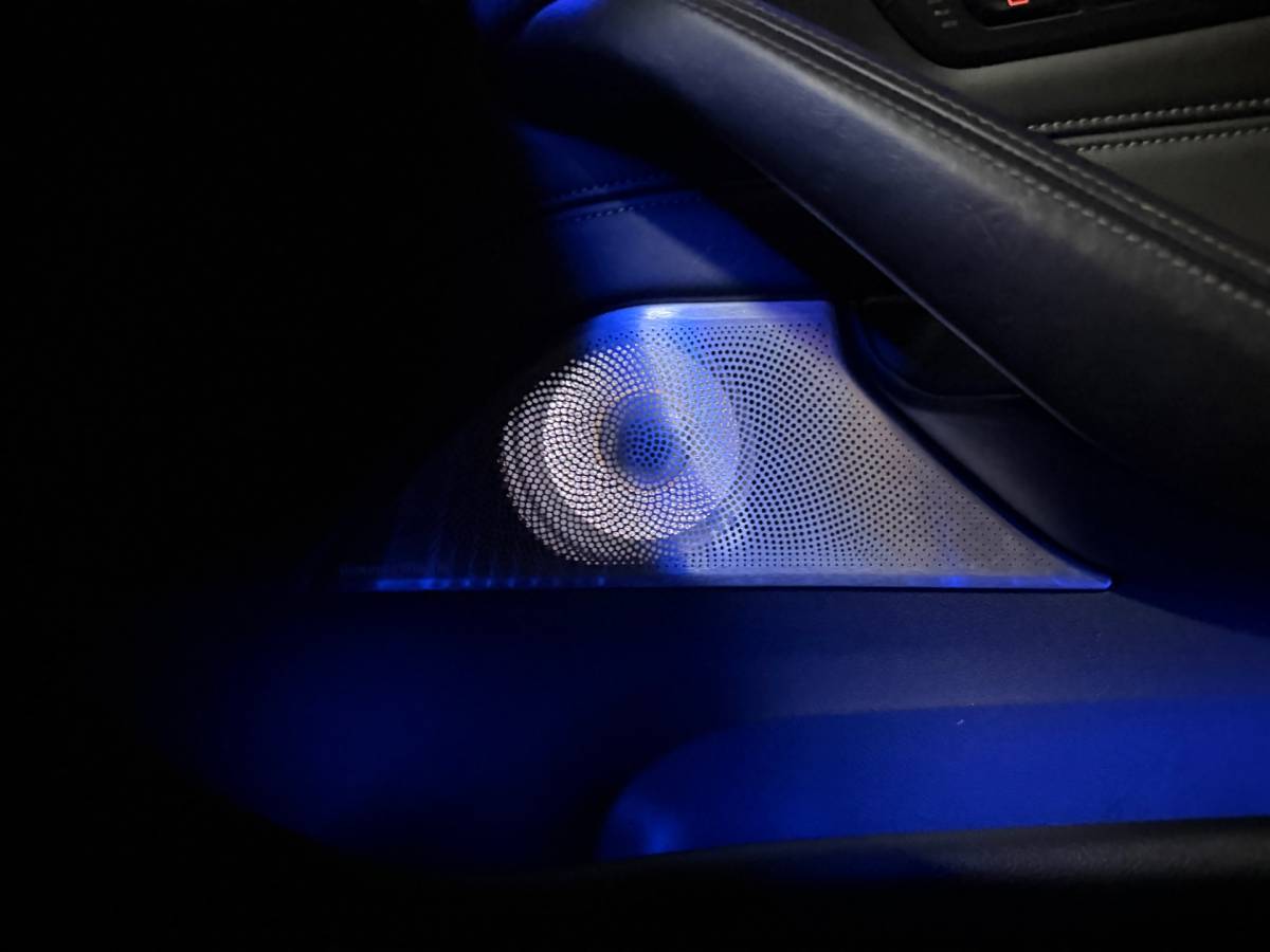 BMW M5 BMW 5-serie M5 Volledig onderhouden en Bomvol opties!