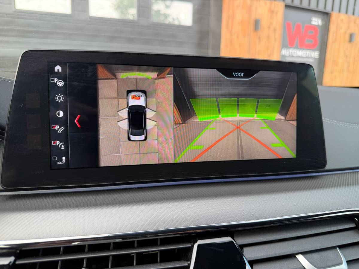 BMW M5 BMW 5-serie M5 Volledig onderhouden en Bomvol opties!
