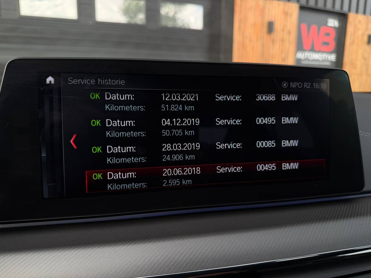 BMW M5 BMW 5-serie M5 Volledig onderhouden en Bomvol opties!