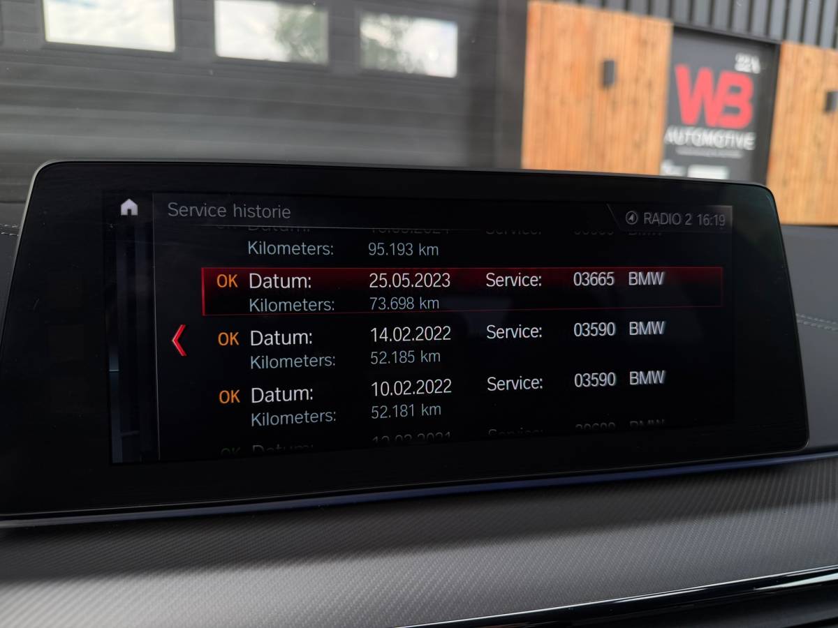 BMW M5 BMW 5-serie M5 Volledig onderhouden en Bomvol opties!