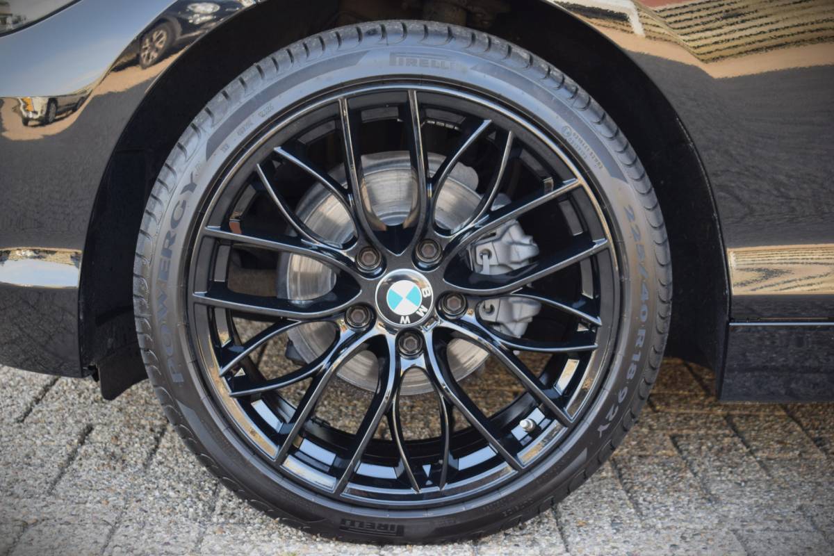 BMW 1 Serie BMW 1-serie 116i Essential 18 inch | Stoelverwarming