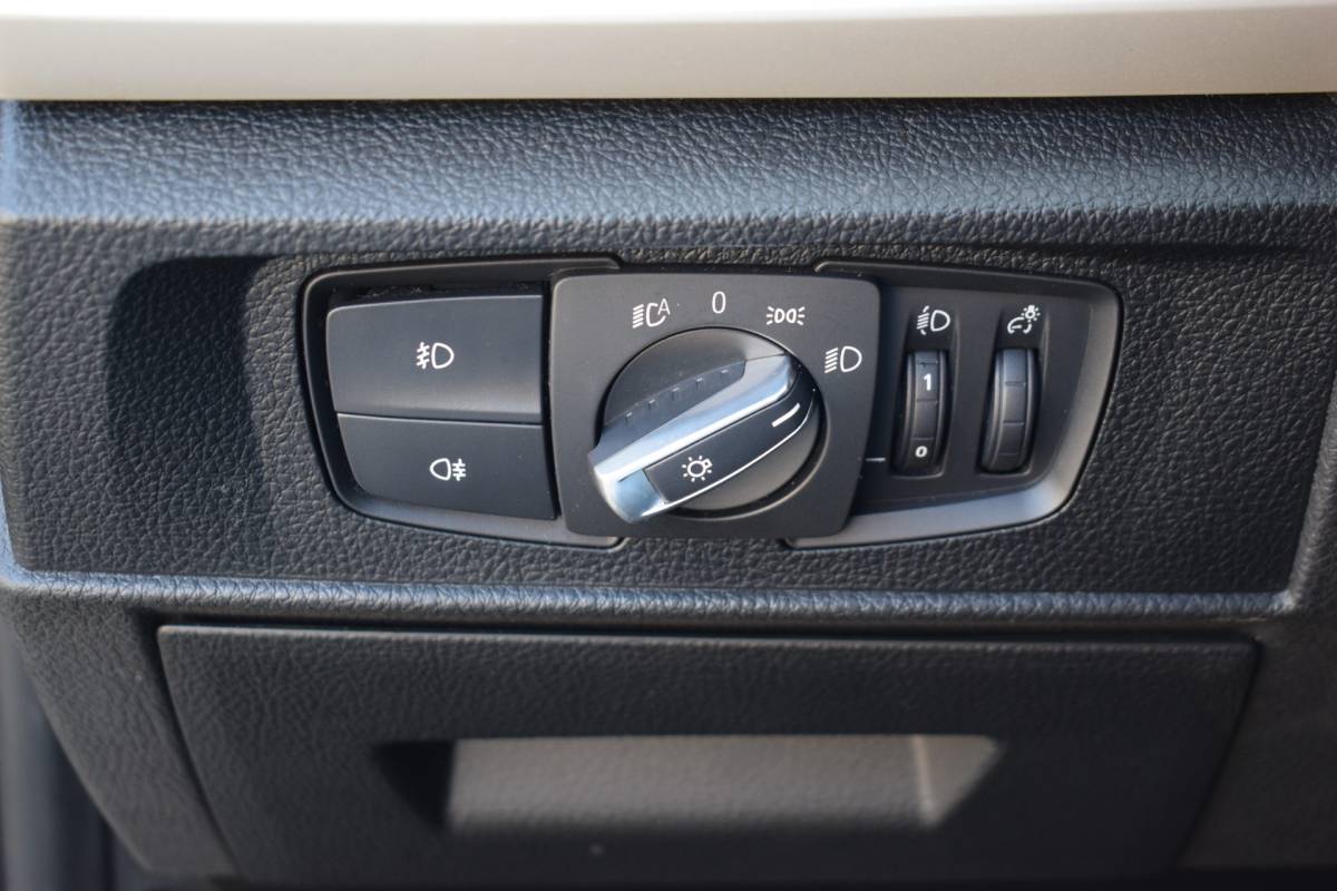 BMW 1 Serie BMW 1-serie 116i Essential 18 inch | Stoelverwarming