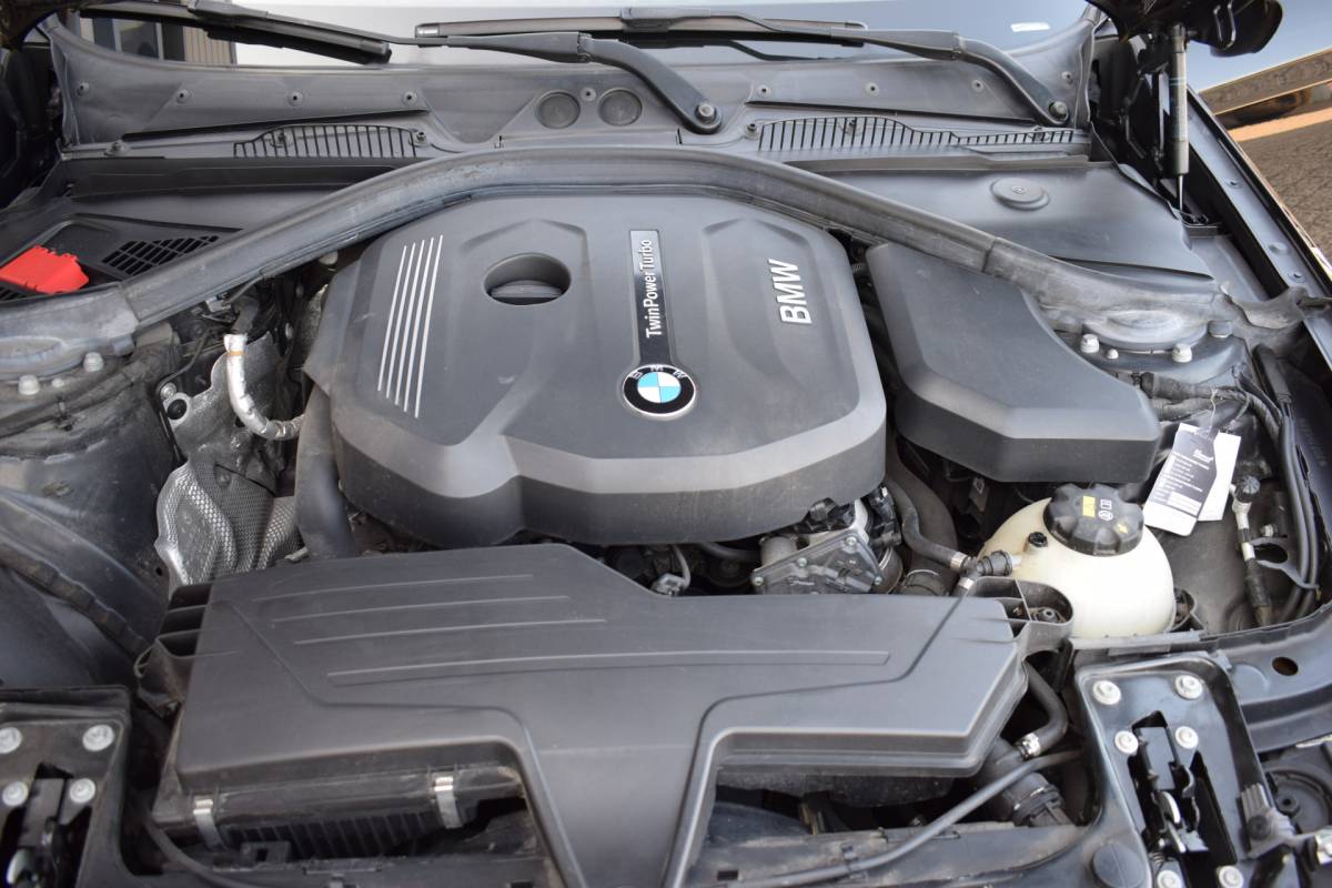 BMW 1 Serie BMW 1-serie 116i Essential 18 inch | Stoelverwarming