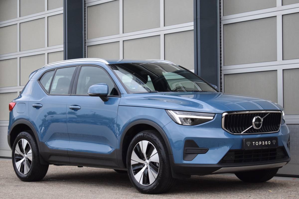Volvo XC40 Volvo XC40 2.0 B3 Core | Camera | ACC | 4cilinder!  apple carplay | android auto