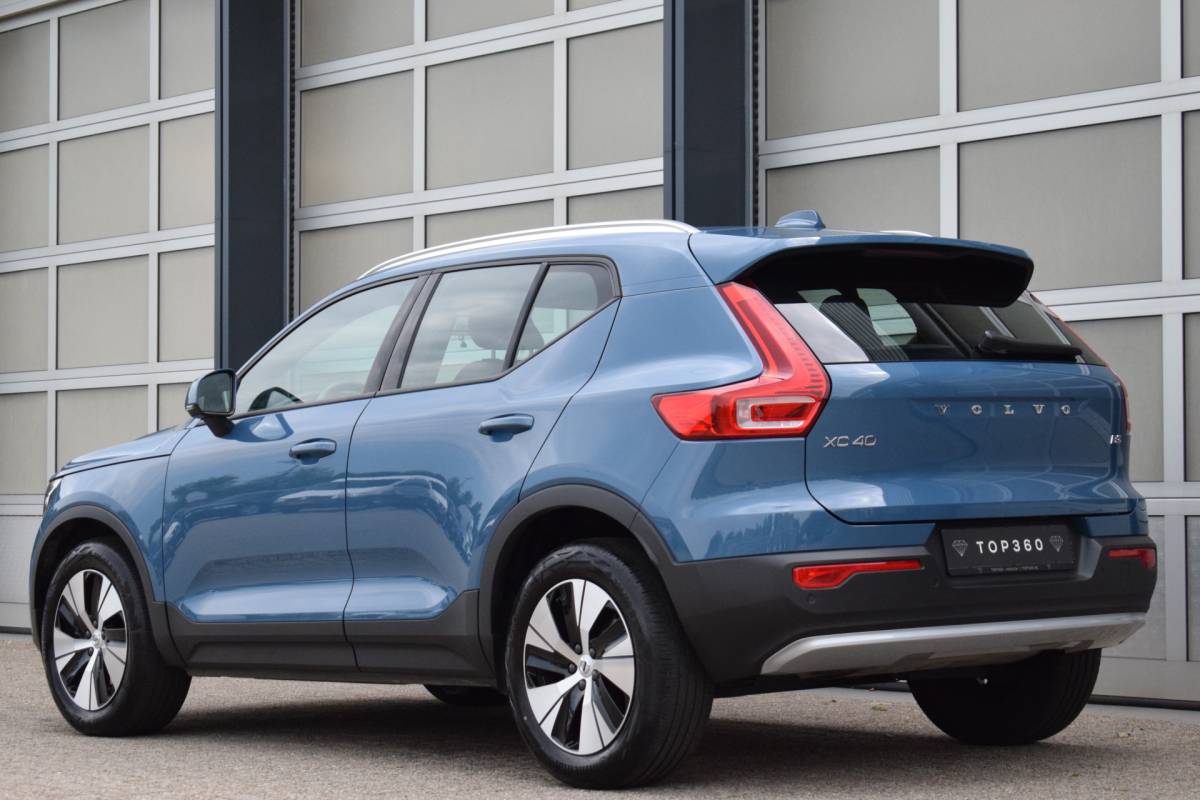 Volvo XC40 Volvo XC40 2.0 B3 Core | Camera | ACC | 4cilinder!  apple carplay | android auto