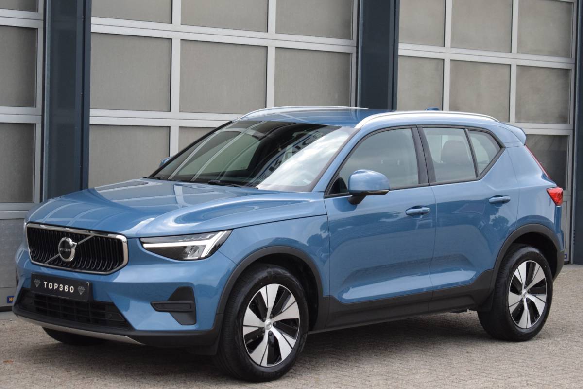 Volvo XC40 Volvo XC40 2.0 B3 Core | Camera | ACC | 4cilinder!  apple carplay | android auto