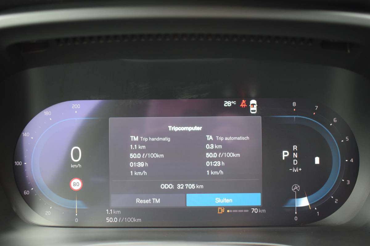 Volvo XC40 Volvo XC40 2.0 B3 Core | Camera | ACC | 4cilinder!  apple carplay | android auto